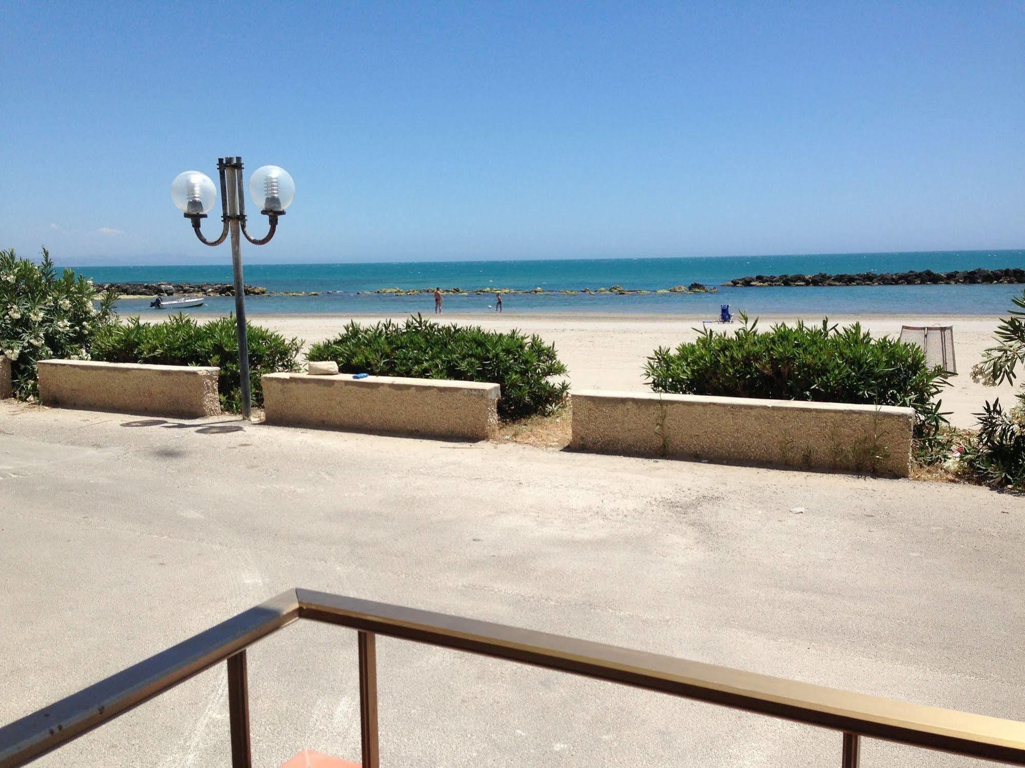 Case La Spiaggia Sciacca Exterior photo